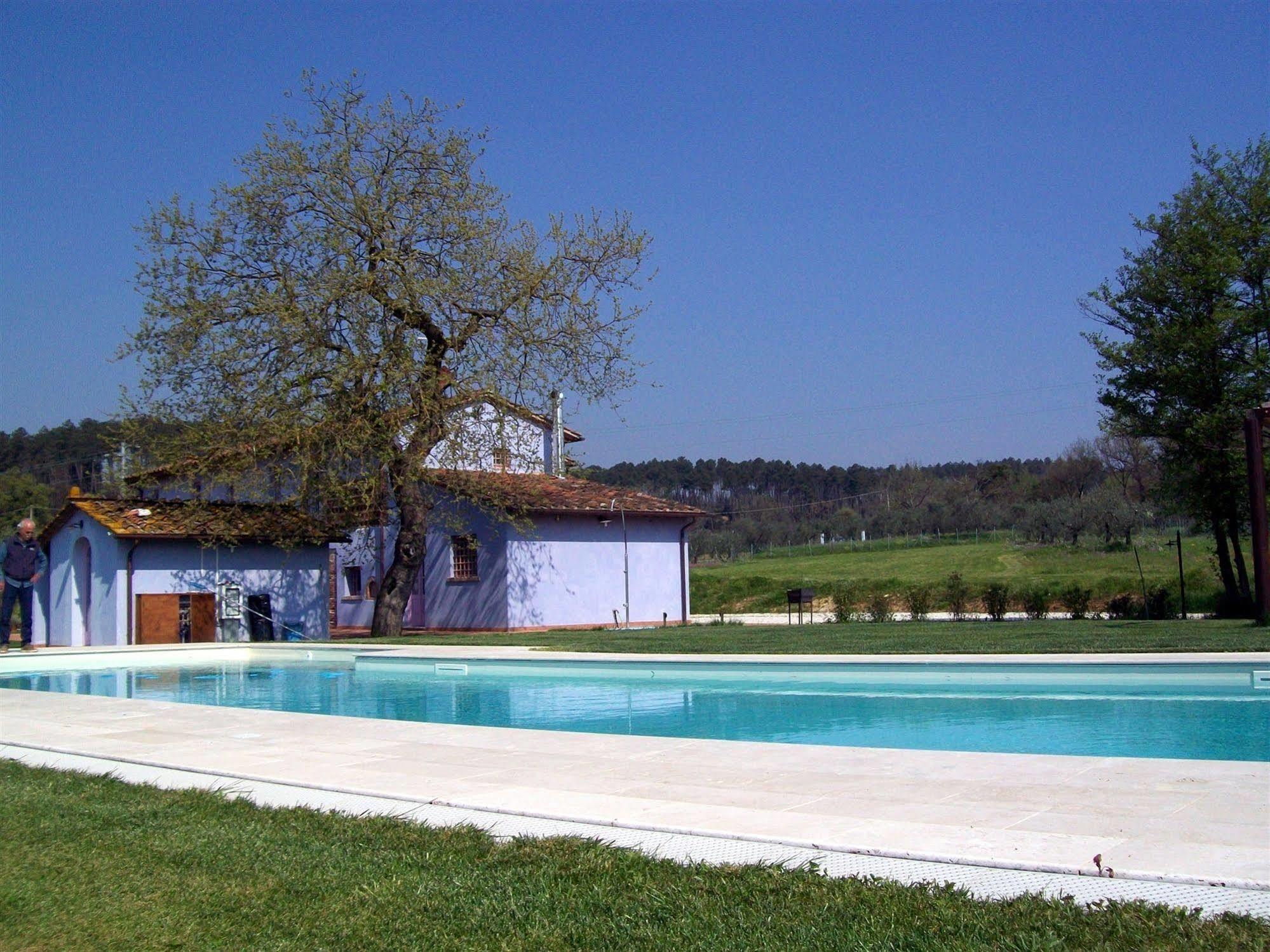 Casa Fontanino Bed & Breakfast Altopascio Luaran gambar