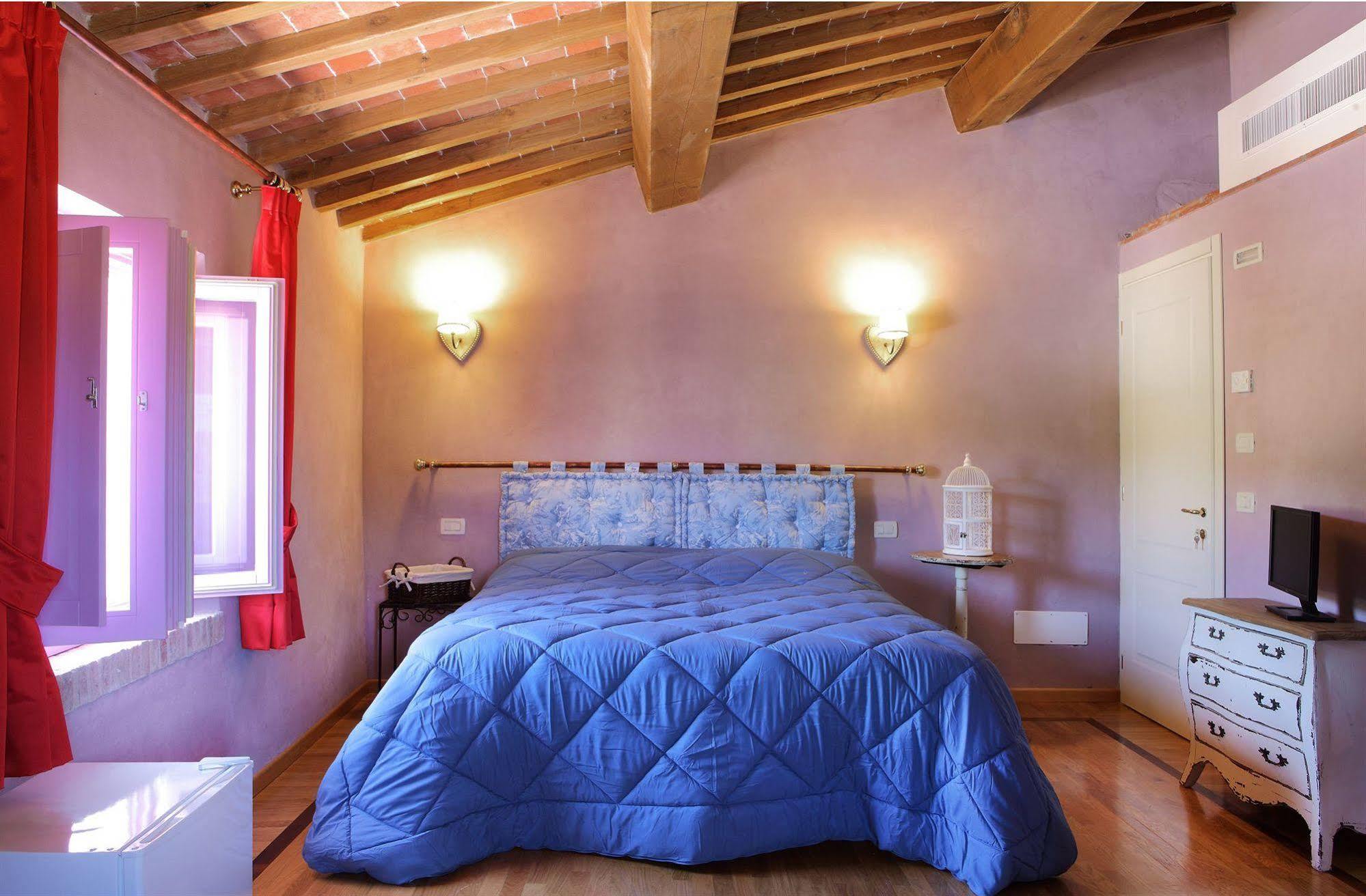 Casa Fontanino Bed & Breakfast Altopascio Luaran gambar